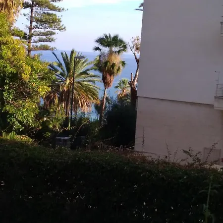 Seaside Lejlighed *
